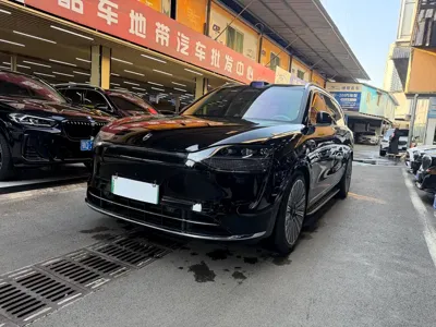 AITO 问界 AITO M9