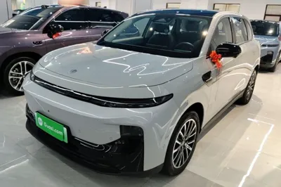 Leapmotor B10
