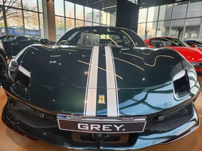 Ferrari 296