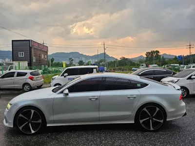 Audi S7