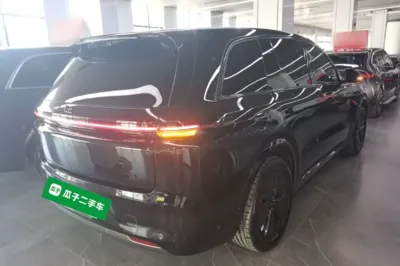 Li Auto L8
