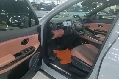 Nio EC6