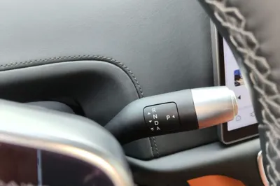 Li Auto L6