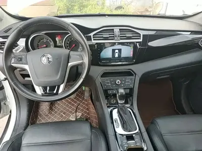 MG MG GS