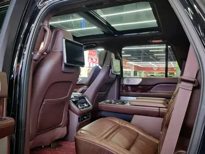 Lincoln Navigator