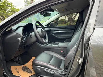Mazda 3 Axela
