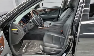Hyundai Equus