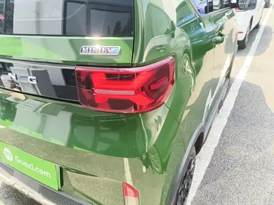 Wuling MINIEV