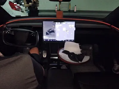 Tesla Model Y L