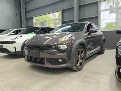 Lynk & Co 02
