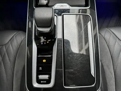 Hongqi Hongqi HS5