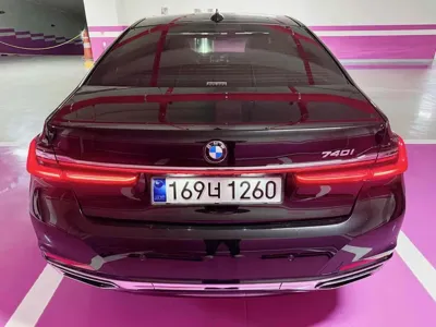 BMW 7-Series