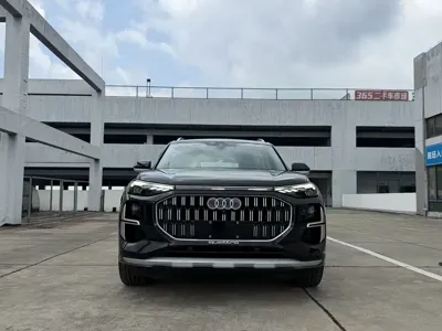 Audi Q6