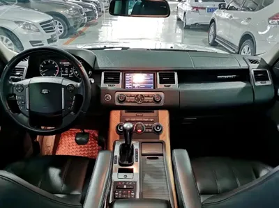 Land Rover Sport