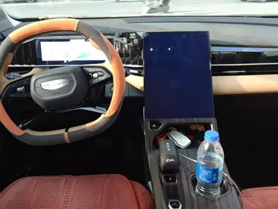 Geely Boyue L