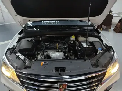 Roewe i5