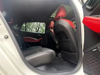 MG MG5