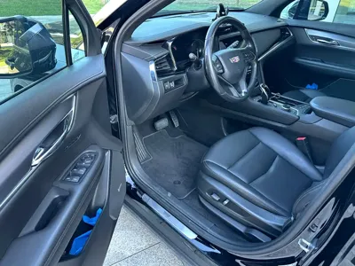 Cadillac XT6