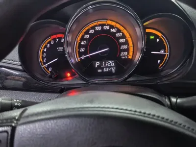 Toyota Yaris L
