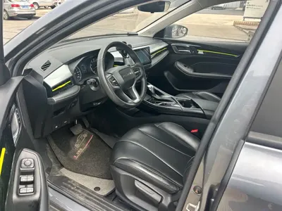 Roewe i5