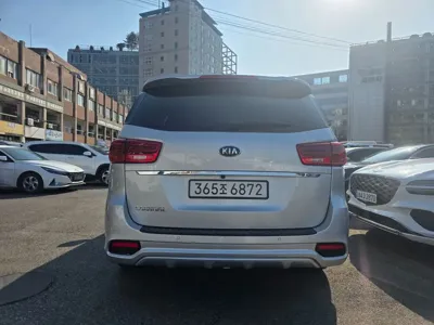 Kia Canival