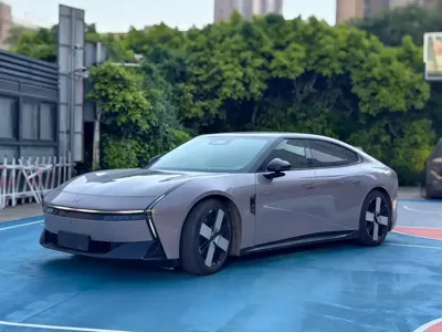 Xpeng P7