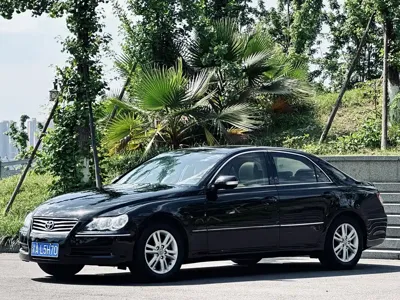 Toyota Reiz