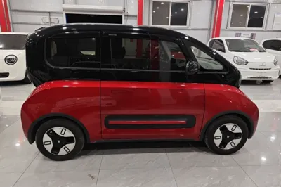 Baojun E300