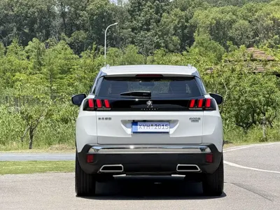 Peugeot 4008