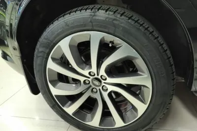 Land Rover Discovery Sport New Energy