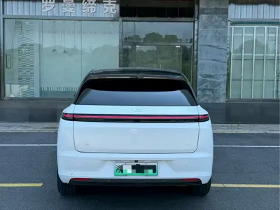 Li Auto Li L7