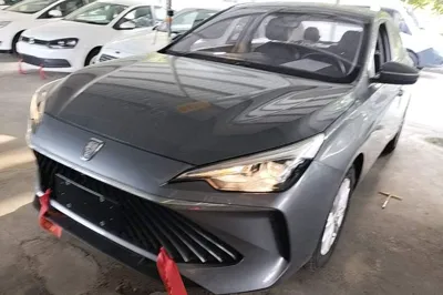 Roewe i5