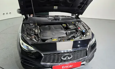 Infiniti QX30