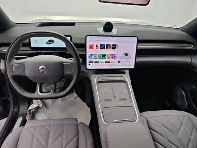 Nio EC6