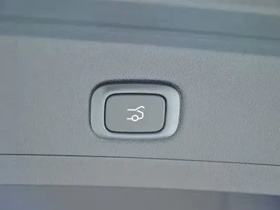 Nio ES8