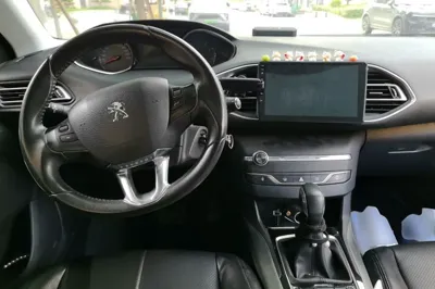 Peugeot 308S