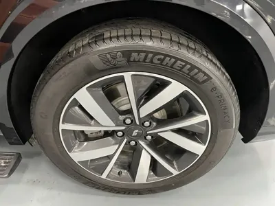 Li Auto Li L8