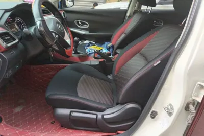 Nissan Lannia