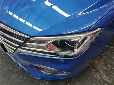 Roewe i5