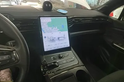 Nio EC6