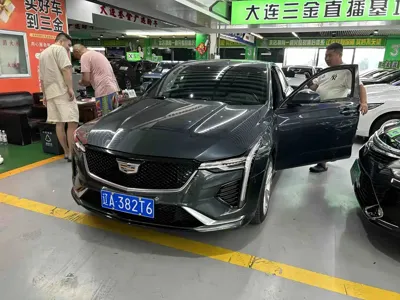 Cadillac CT4