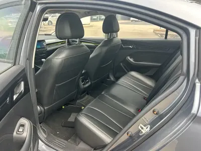 Roewe i5
