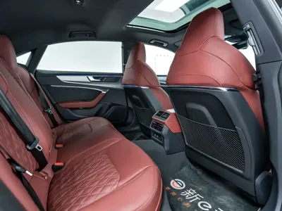 Audi A7L