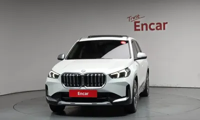 BMW iX1