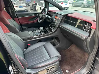 GAC Motor Trumpchi M8