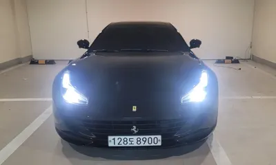 Ferrari GTC4 Lusso