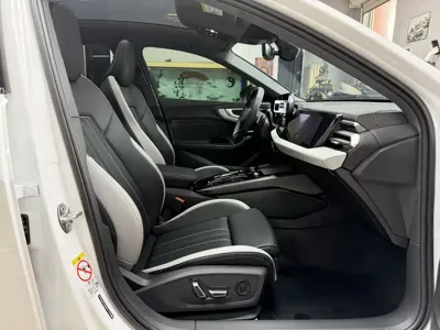Audi 奥迪A5L