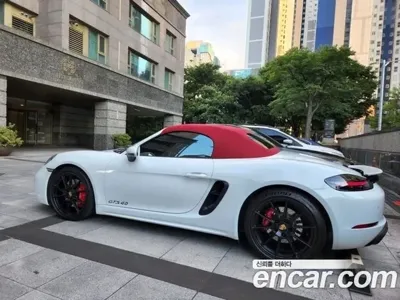 Porsche 718
