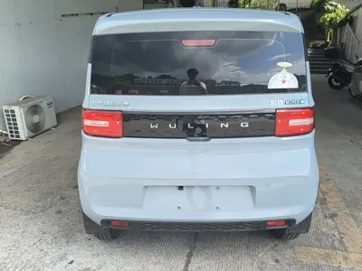 Wuling MINIEV