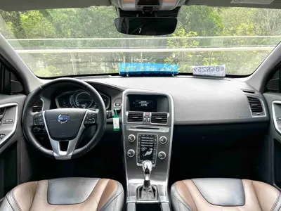 Volvo XC60 (Import)